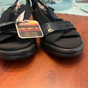 New Skechers black comfy sandals. Size 7. Never worn